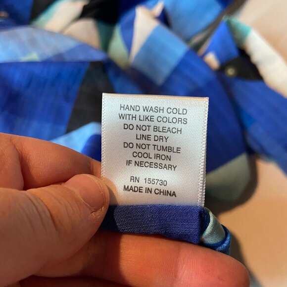 Rose & Olive Women 2X Geometric Print Blouse Retro Top Blue Flowy Button Up Boxy - Picture 6 of 9